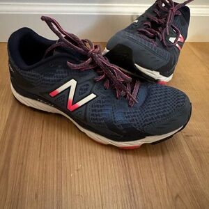 New Balance Navy and Pink Women's Running Sneakers 9W